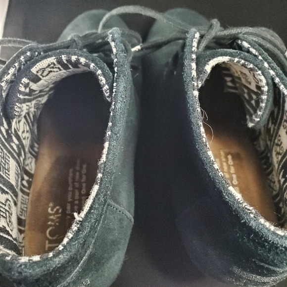 Tom's Black Suede Desert Wedges SZ 6 - Picture 3 of 6